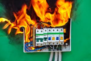 Sprawdzenia instalacji elektrycznych w obiektach o zwiększonym zagrożeniu pożarem
